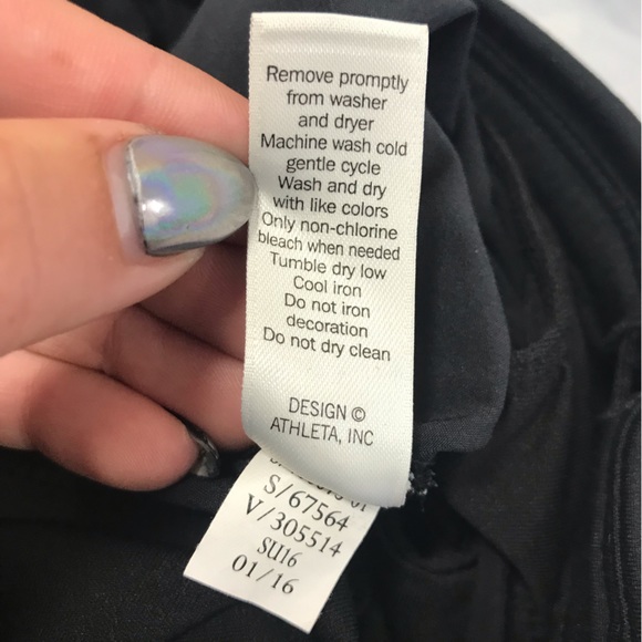 Athleta Black Dual Layer Workout Shorts - Picture 6 of 8